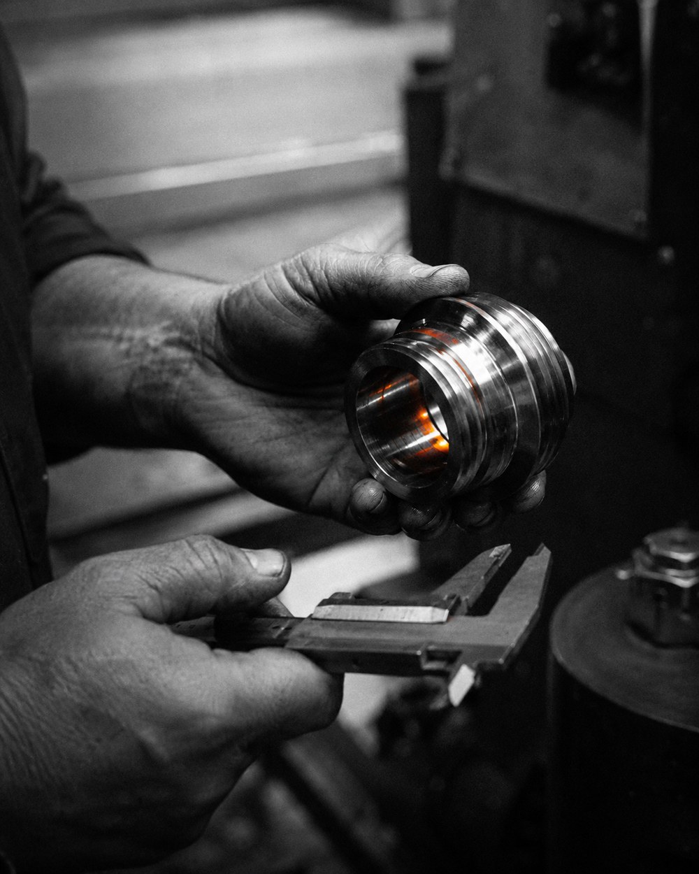 CNC Machinist tradesperson
